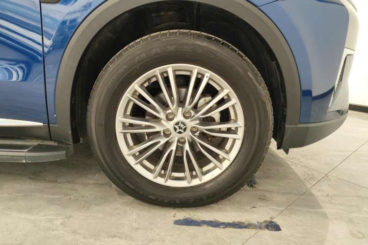 Used Venucia Star 2021 260T Automatic 48V Mild Hybrid Turbocharged Star Achieve Edition Right Front Wheel Hub