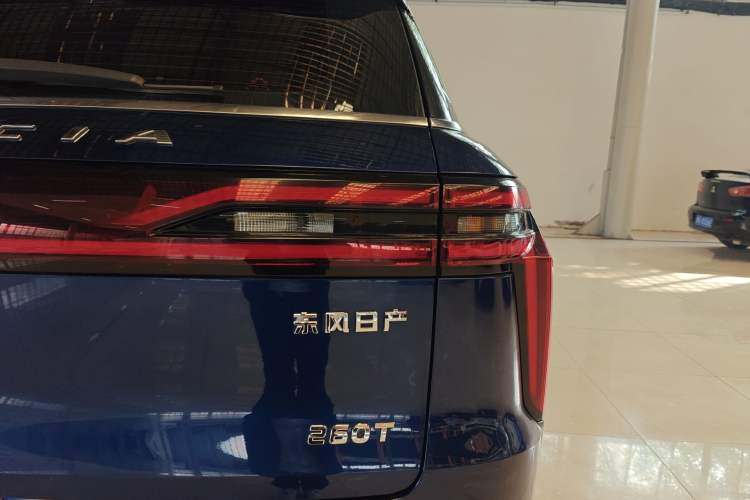 Used Venucia Star 2021 260T Automatic 48V Mild Hybrid Turbocharged Star曜 Edition Right Rear Taillight