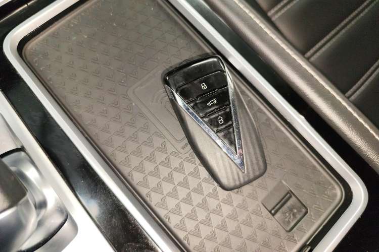 Used Venucia Star 2021 260T Automatic 48V Mild Hybrid Turbocharged Star Achieve Edition Vehicle Key