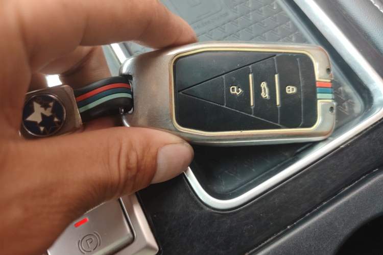 Used Venucia Star 2021 260T Automatic Star Edition Vehicle Key