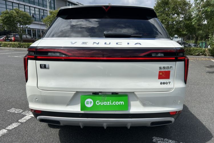Used Venucia Star 2021 260T Automatic 48V Mild Hybrid Turbocharged Star Achieve Edition Exterior 6
