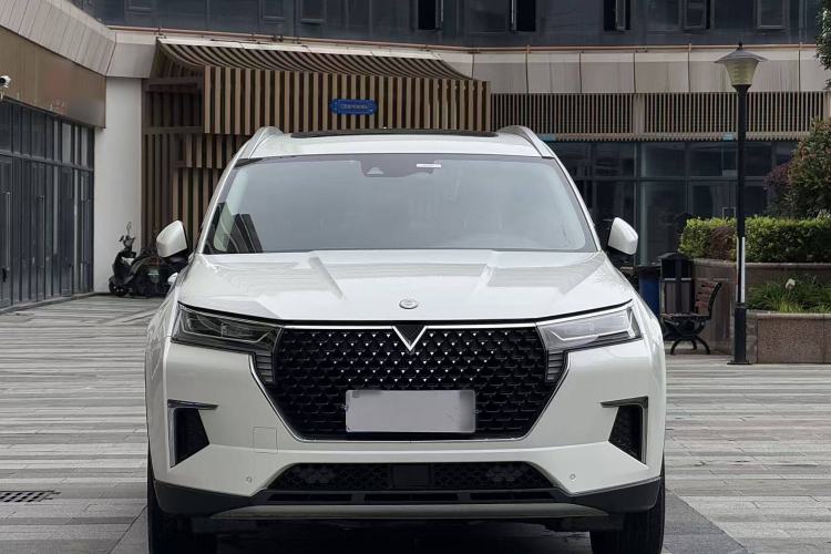 Used Venucia Star 2021 260T Automatic 48V Mild Hybrid Turbocharged Star Achieve Edition Exterior 6