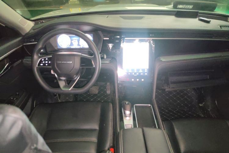 Used Venucia Star 2021 260T Automatic Star Edition Interior 2