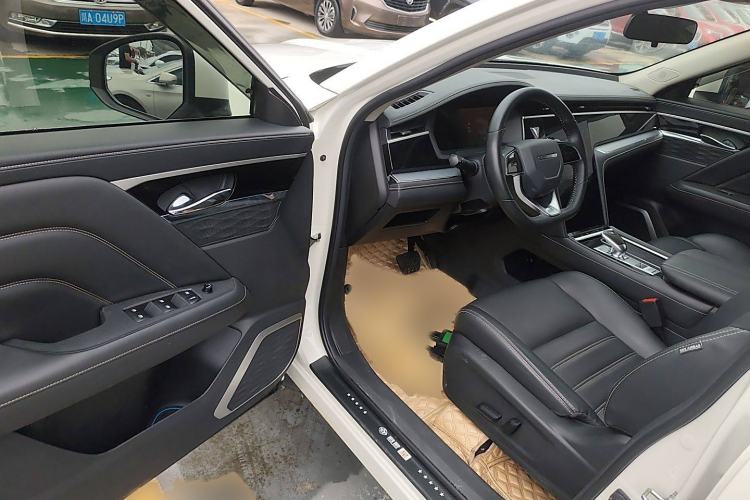 Used Venucia Star 2021 260T Automatic 48V Mild Hybrid Turbocharged Star Achieve Edition Interior 3