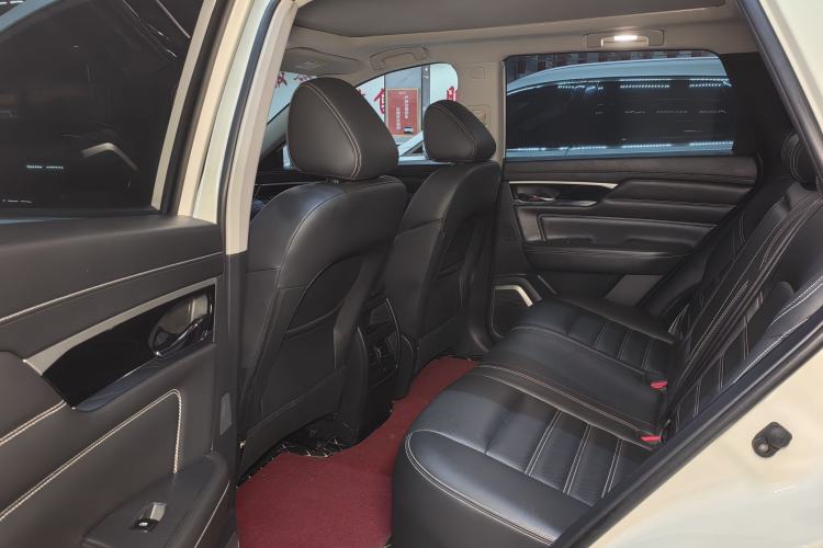 Used Venucia Star 2021 260T Automatic 48V Mild Hybrid Turbocharged Star Achieve Edition Interior 3
