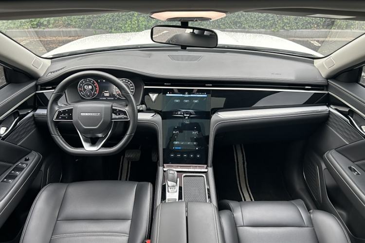 Used Venucia Star 2021 260T Automatic 48V Mild Hybrid Turbocharged Star Achieve Edition Interior 6