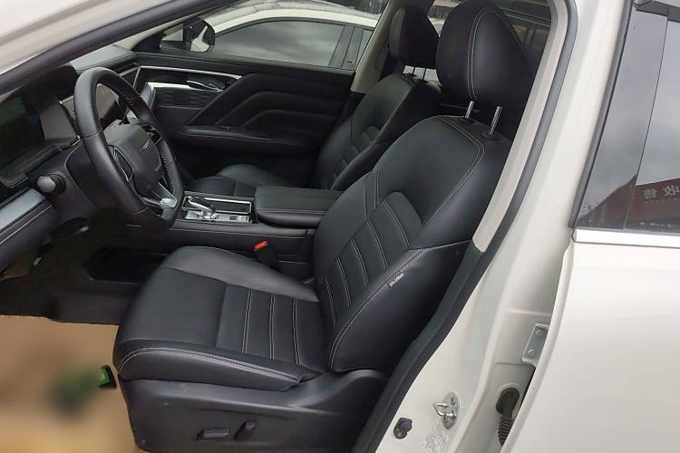 Used Venucia Star 2021 260T Automatic 48V Mild Hybrid Turbocharged Star Achieve Edition Left Front Seat