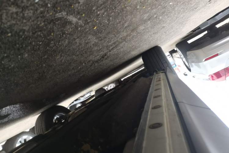 Used Venucia Star 2021 260T Automatic 48V Mild Hybrid Turbocharged Star Achieve Edition Left Side Sill