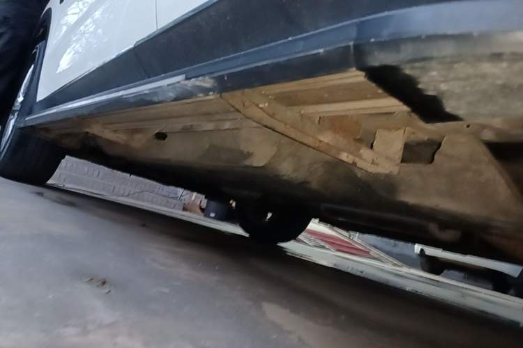 Used Venucia Star 2021 260T Automatic 48V Mild Hybrid Turbocharged Star Achieve Edition Left Side Sill