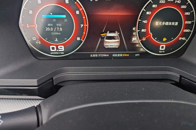 Used Venucia Star 2021 260T Automatic 48V Mild Hybrid Turbocharged Star Achieve Edition Odometer Close Up