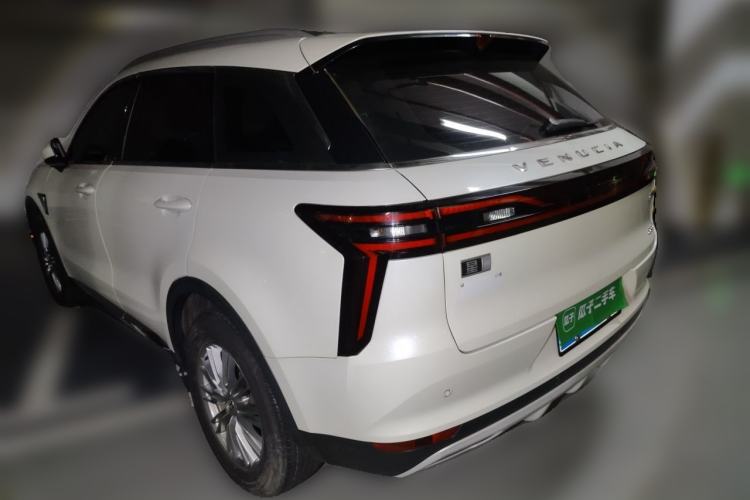 Used Venucia Star 2021 260T Automatic 48V Mild Hybrid Turbocharged Star Achieve Edition Rear Left 45 Deg