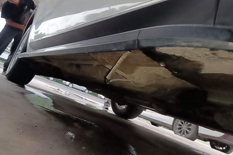 Used Venucia Star 2021 260T Automatic 48V Mild Hybrid Turbocharged Star Achieve Edition Right Side Sill