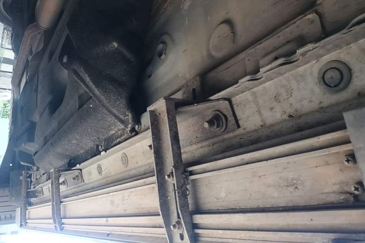 Used Venucia Star 2021 260T Automatic 48V Mild Hybrid Turbocharged Star Achieve Edition Right Side Sill