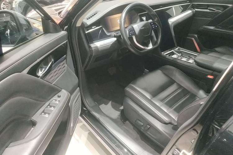 Used Venucia Star 2023 260T Starful Achievement Edition Pro Interior 3