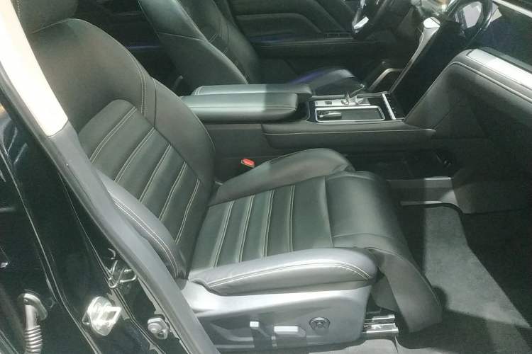 Used Venucia Star 2023 260T Starful Achievement Edition Pro Right Front Seat