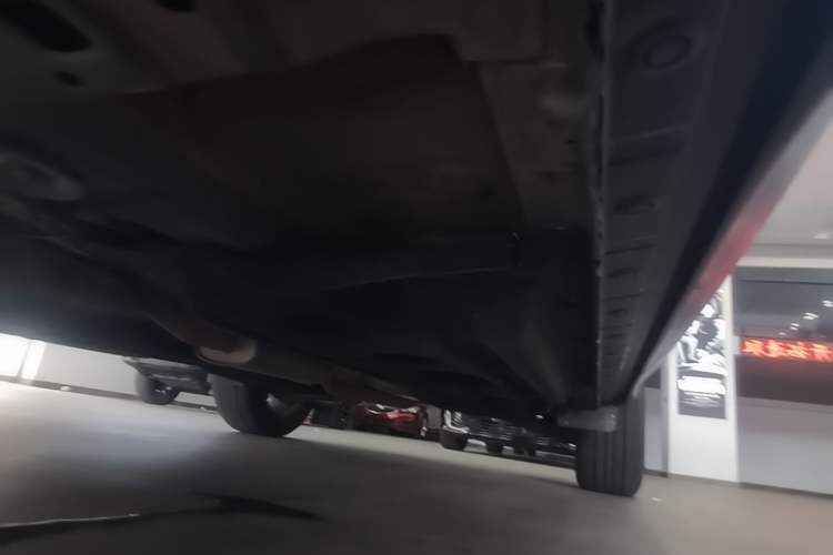 Used Venucia Star 2023 260T Starful Achievement Edition Pro Right Side Sill