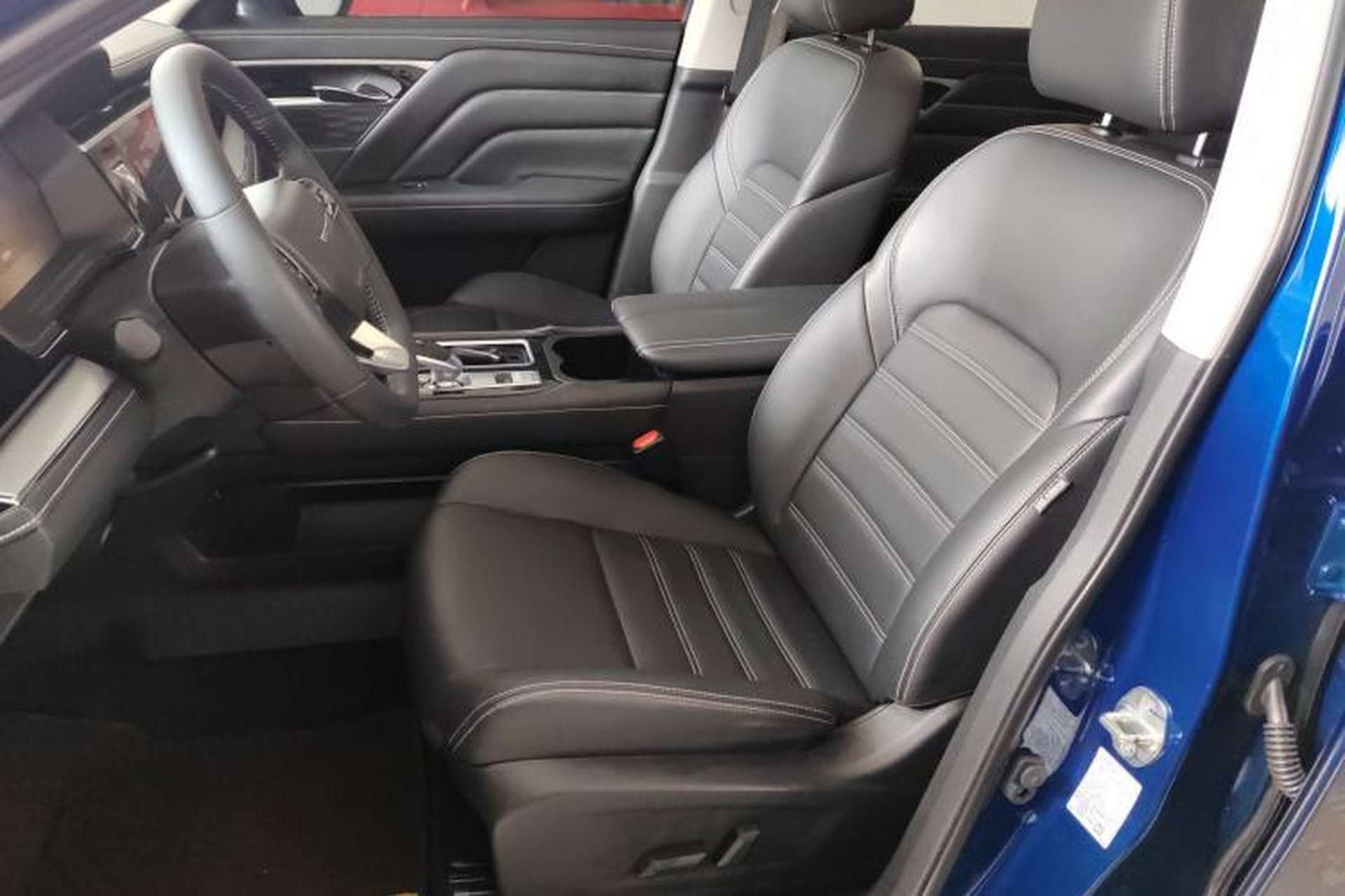 Used Venucia Star 2023 260T Starful Achievement Edition Pro Left Front Seat