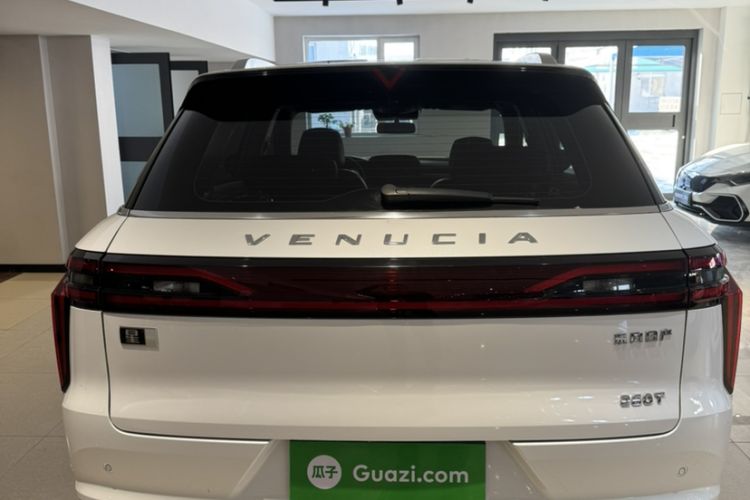 Used Venucia Star 2023 260T Starful Achievement Edition Pro Exterior 1