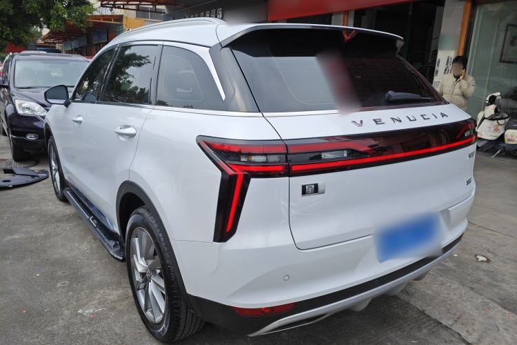 Used Venucia Star 2023 260T Starful Achievement Edition Pro Exterior 2