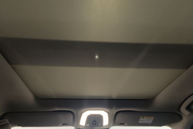 Used Venucia Star 2023 260T Starful Achievement Edition Pro Headliner