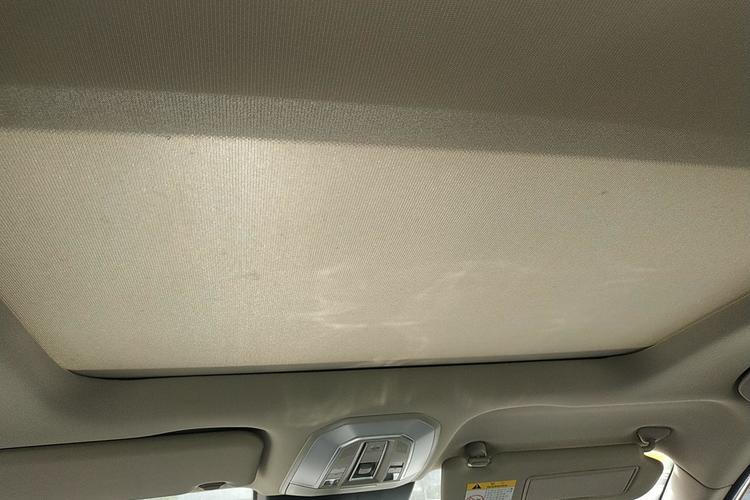 Used Venucia Star 2023 260T Starful Achievement Edition Pro Headliner