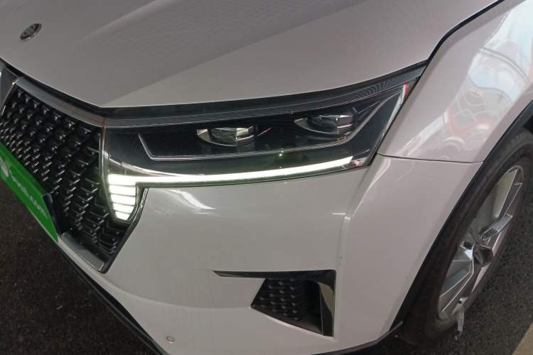Used Venucia Star 2023 260T Starful Achievement Edition Pro Left Front Headlight