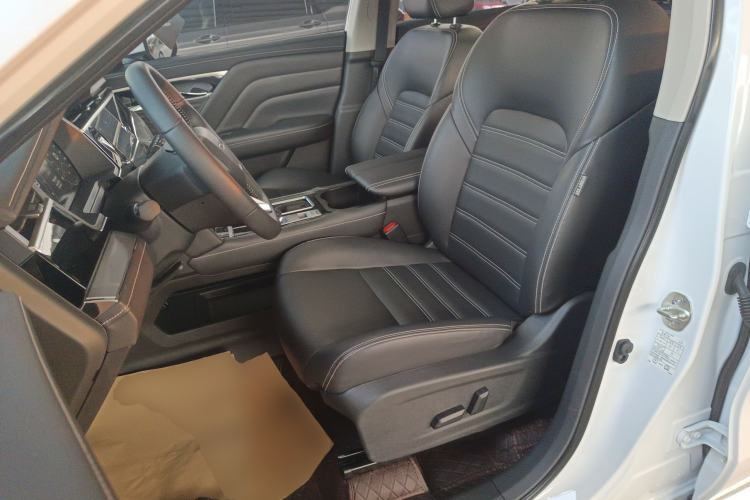 Used Venucia Star 2023 260T Starful Achievement Edition Pro Left Front Seat