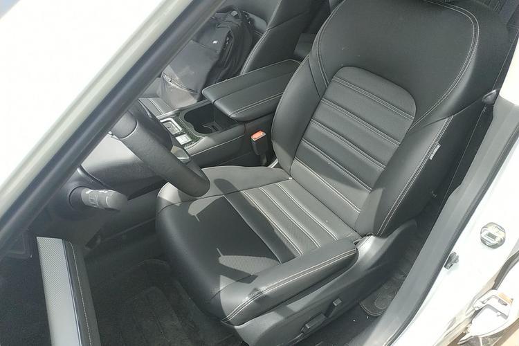 Used Venucia Star 2023 260T Starful Achievement Edition Pro Left Front Seat