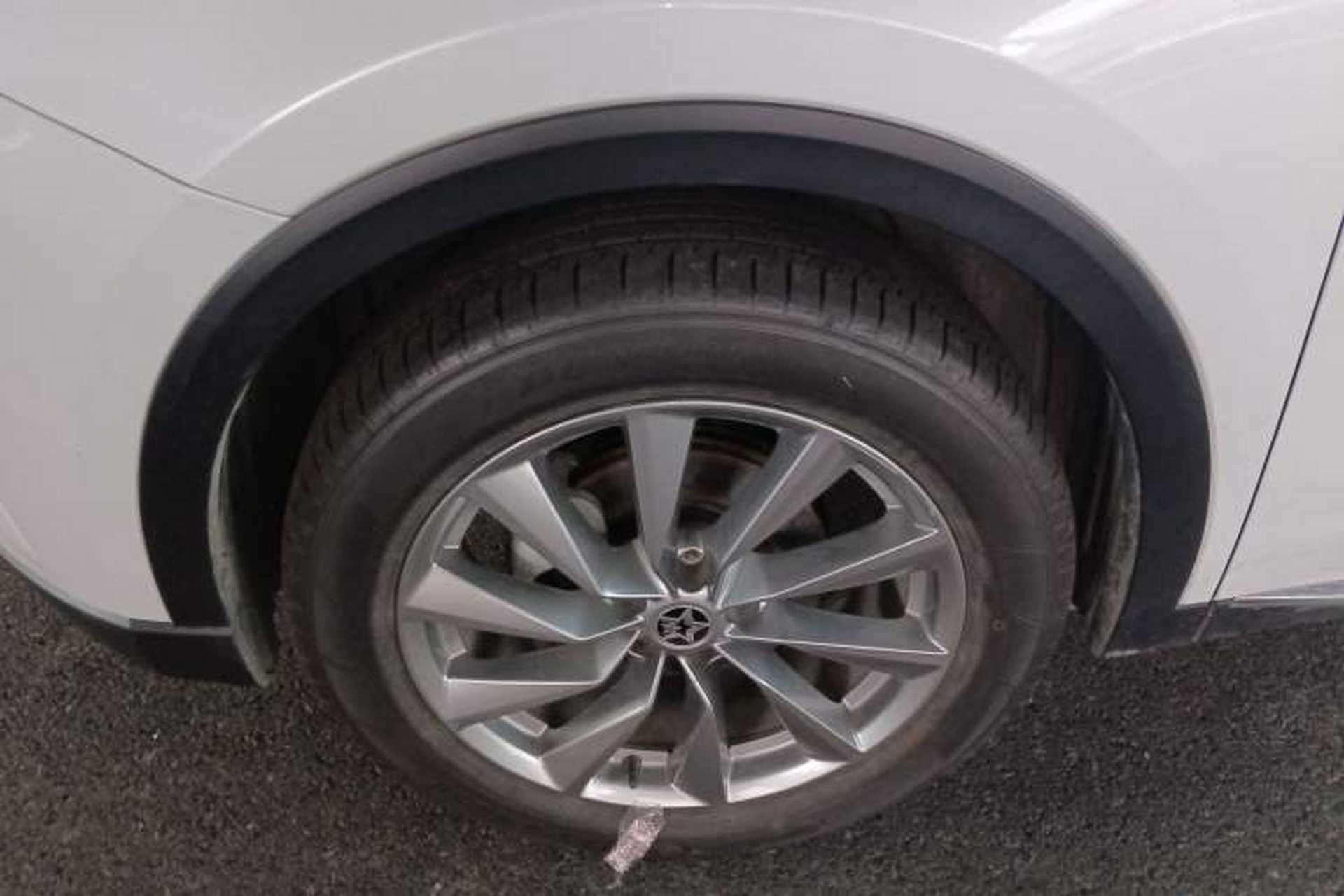 Used Venucia Star 2023 260T Starful Achievement Edition Pro Left Front Wheel Hub
