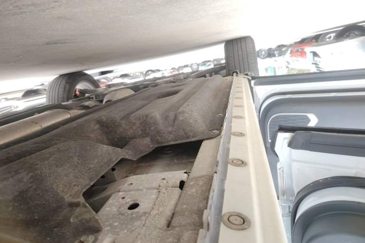 Used Venucia Star 2023 260T Starful Achievement Edition Pro Left Side Sill