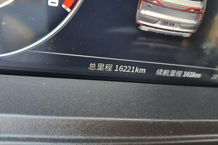 Used Venucia Star 2023 260T Starful Achievement Edition Pro Odometer Close Up
