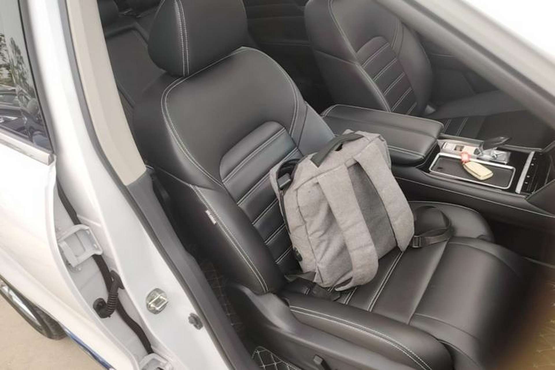 Used Venucia Star 2023 260T Starful Achievement Edition Pro Right Front Seat