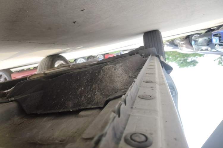 Used Venucia Star 2023 260T Starful Achievement Edition Pro Right Side Sill