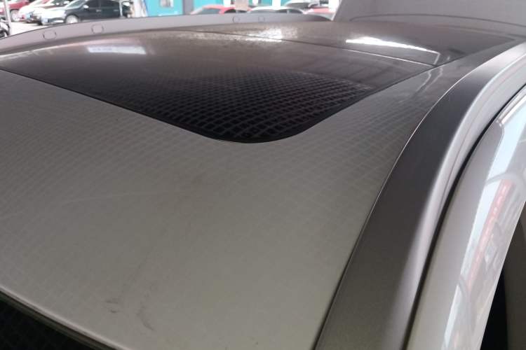 Used Venucia Star 2023 260T Starful Achievement Edition Pro Roof