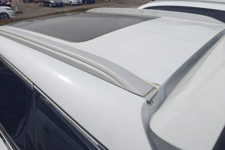 Used Venucia Star 2023 260T Starful Achievement Edition Pro Roof