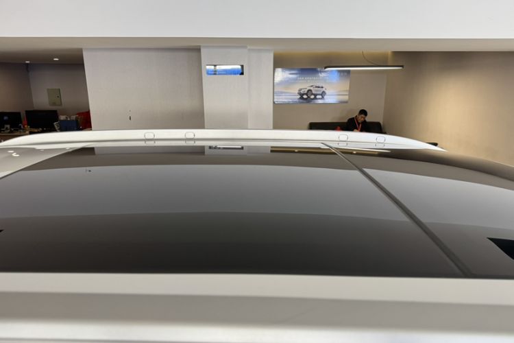 Used Venucia Star 2023 260T Starful Achievement Edition Pro Roof