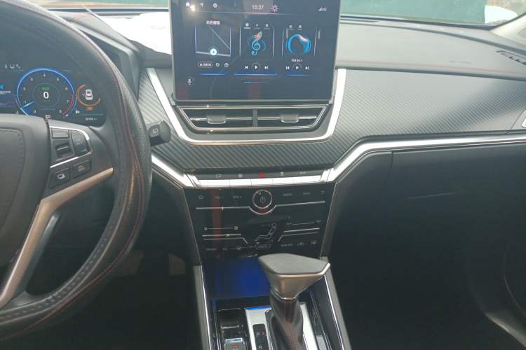 Used Venucia T60 2018 1.6L CVT Smart Edition China V Standard Audio And AC Panel