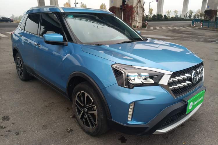 Used Venucia T60 2018 1.6L CVT Smart Edition China V Standard Front Right 45 Deg