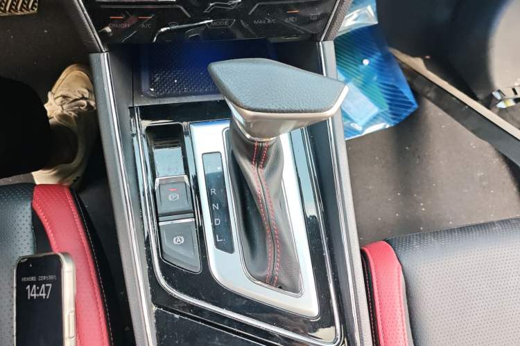 Used Venucia T60 2018 1.6L CVT Smart Edition China V Standard Gear Lever
