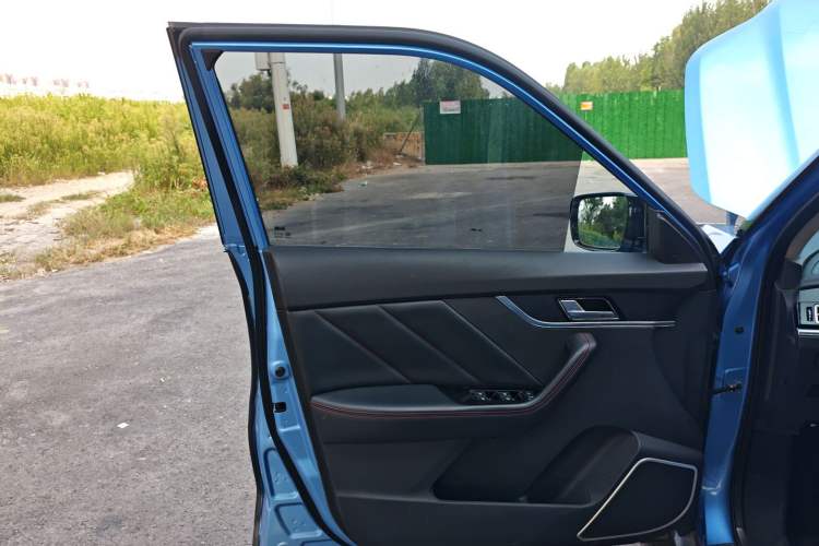 Used Venucia T60 2018 1.6L CVT Smart Edition China V Standard Left Front Door Interior