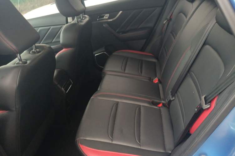 Used Venucia T60 2018 1.6L CVT Smart Edition China V Standard Left Rear Seat