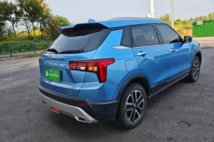 Used Venucia T60 2018 1.6L CVT Smart Edition China V Standard Rear Right 45 Deg