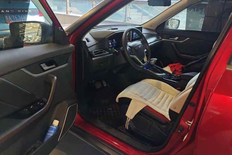 Used Venucia T60 2020 1.6L CVT Smart Drive Version China VI Standard Driver Seat