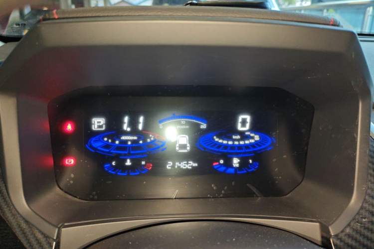 Used Venucia T60 2020 1.6L CVT Smart Drive Version China VI Standard Instrument Cluster