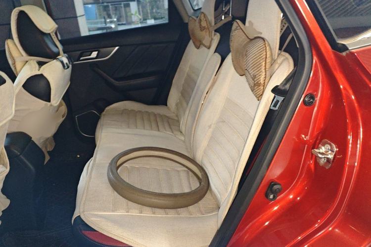Used Venucia T60 2020 1.6L CVT Smart Drive Version China VI Standard Left Rear Seat