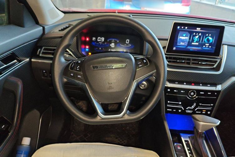 Used Venucia T60 2020 1.6L CVT Smart Drive Version China VI Standard Steering Wheel