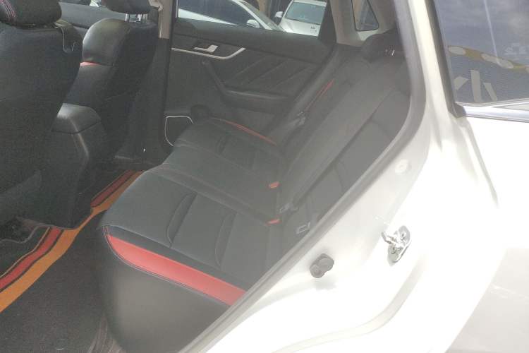 Used Venucia T60 2020 1.6L CVT Smart Drive Version China VI Standard Interior 1