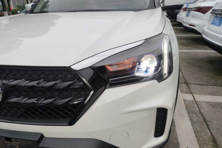 Used Venucia T60 2022 1.6L CVT Smart Drive Version Left Front Headlight