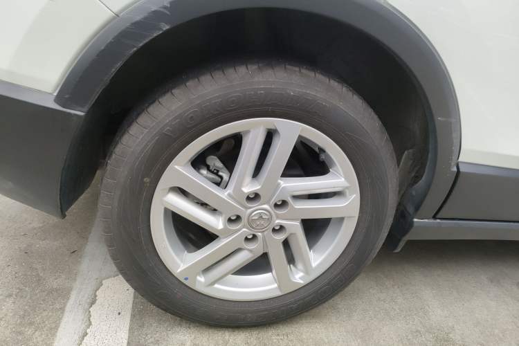 Used Venucia T60 2022 1.6L CVT Smart Drive Version Right Rear Wheel Hub