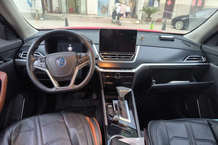 Used Venucia T60 2018 1.6L CVT Zhiyue Edition (ISS) China VI Center Console